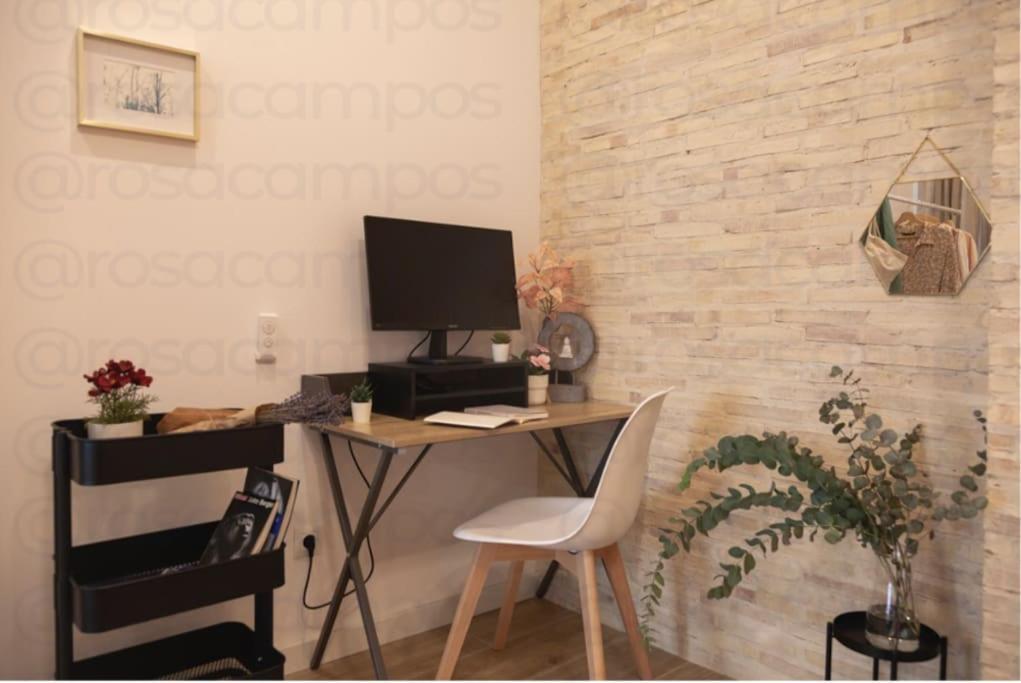 Rb - Urban Loft Retreat, Comfort & Good Location * Valenza